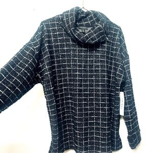 NWT Women’s Tribal Plaid Knit Sweater long sleeve- Black XL
